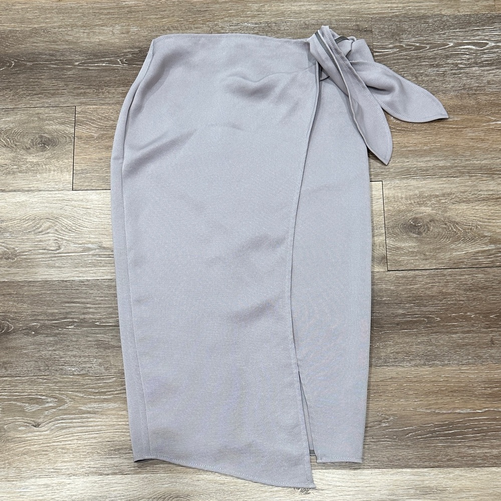 Babaton Light Gray Pencil Skirt